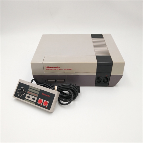 Nintendo Entertainment System (NES) Konsol - Regionsfri - SNR PE3050266 (B Grade) (Genbrug)